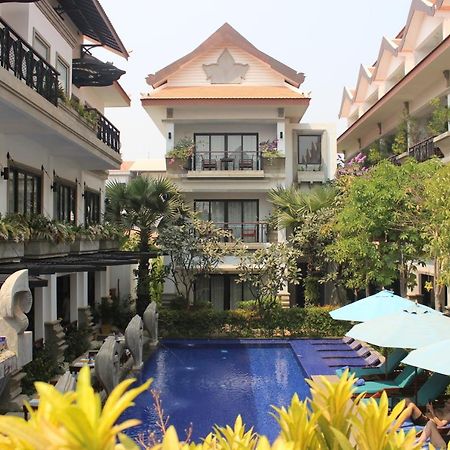 Khmer Mansion Residence Siem Reap Bagian luar foto